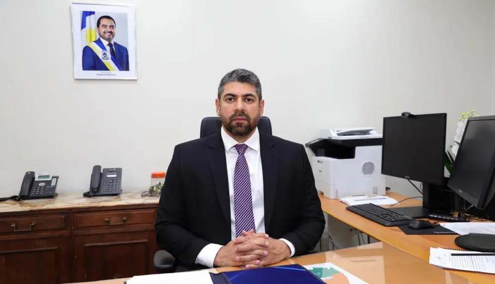 Secret&aacute;rio da Seguran&ccedil;a P&uacute;blica, Bruno Azevedo, destaca a&ccedil;&otilde;es estrat&eacute;gicas que contribuem para a redu&ccedil;&atilde;o dos crimes envolvendo celulares (Foto: Ademir dos Anjos/Governo do Tocantins)