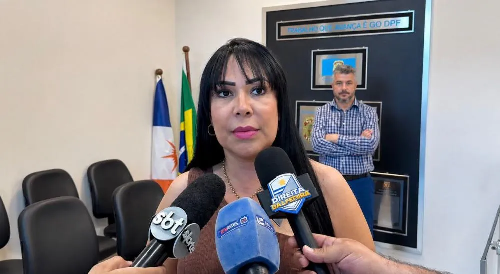 Deputada Professora Janad Valcari esclarece saque de R$ 500 mil após ser conduzida à sede da PF em Palmas - Foto: Patrícia Alves / Agência Tocantins